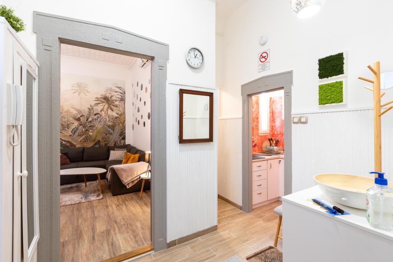 Stylish Modern Apartment Next To New York Cafe Budapest Luaran gambar